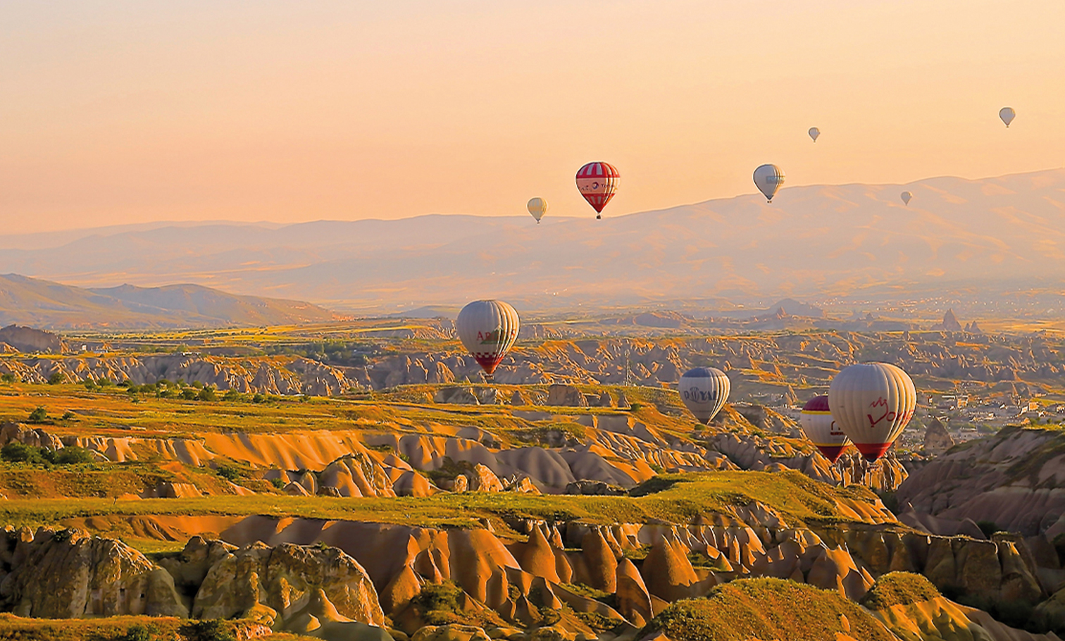 Lightfoot Travel 